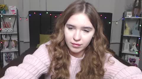 LauraHlot online show from 01.21.25