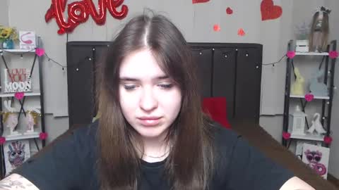 LauraHlot online show from 02.17.25