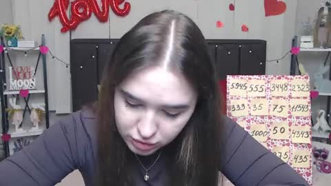 LauraHlot online show from 03.12.25