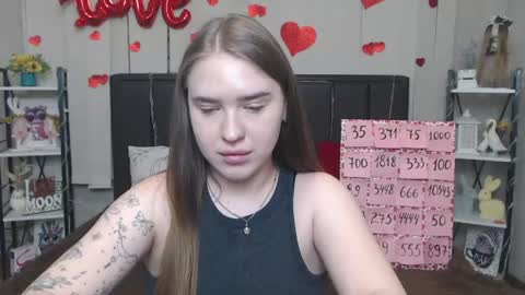 Snapshot of laurahlot chatting on 05.07.26 LauraHlot online show from 05.07.26