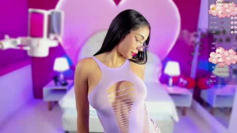 Laura MartinGMT-5 2200-0600 online show from 12.12.24