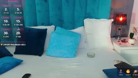 LauraMirage online show from 12.10.24