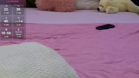 LauraMirage online show from 10.09.25