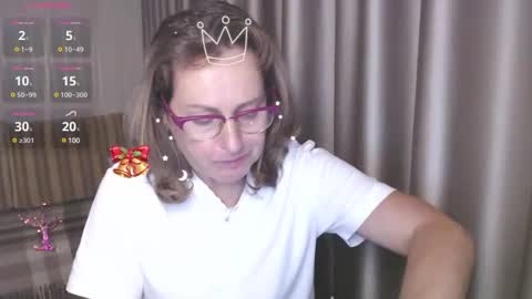 Lauraoven1 online show from 12.02.24