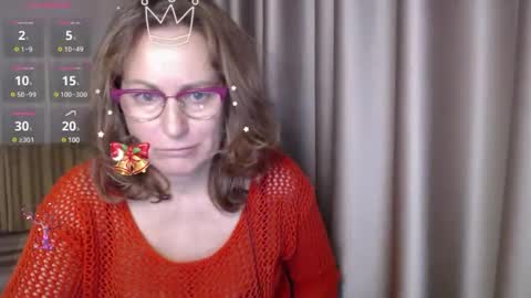 Lauraoven1 online show from 12.10.24