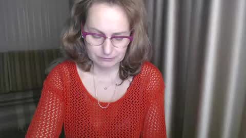 Lauraoven1 online show from 01.08.25
