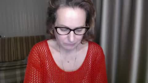 Lauraoven1 online show from 02.01.25