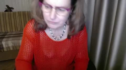 Lauraoven1 online show from 03.11.25