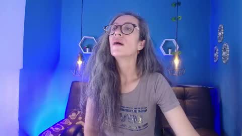 Snapshot of laurasofia45 chatting on 02.04.26 Laura Sofia online show from 02.04.26