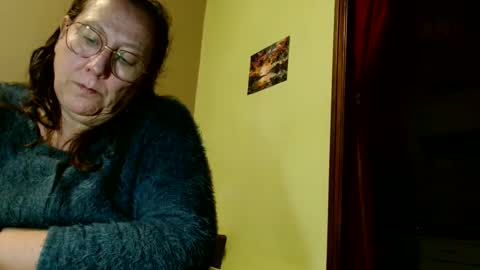 Snapshot of laureanne50 chatting on 12.09.24 laureanne online show from 12.09.24