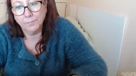 Snapshot of laureanne50 chatting on 12.23.24 laureanne online show from 12.23.24