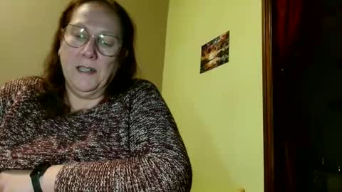 Snapshot of laureanne50 chatting on 02.16.25 laureanne online show from 02.16.25