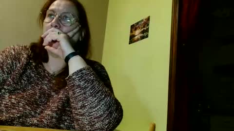 Snapshot of laureanne50 chatting on 02.19.25 laureanne online show from 02.19.25