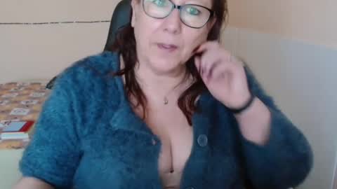 Snapshot of laureanne50 chatting on 02.28.25 laureanne online show from 02.28.25