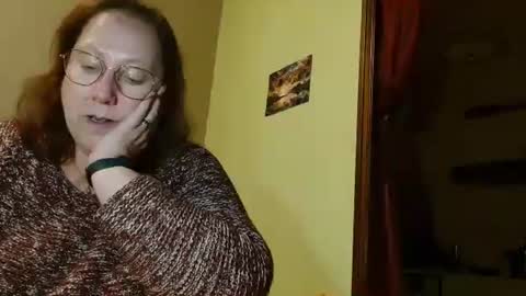 Snapshot of laureanne50 chatting on 03.12.25 laureanne online show from 03.12.25