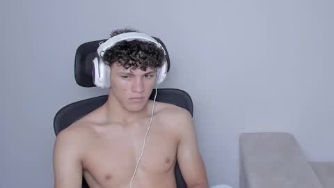 Laureent online show from 09.23.25