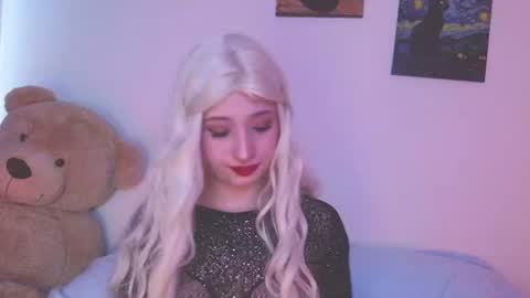 Snapshot of laurem_goddess chatting on 07.13.26 Laurem online show from 07.13.26