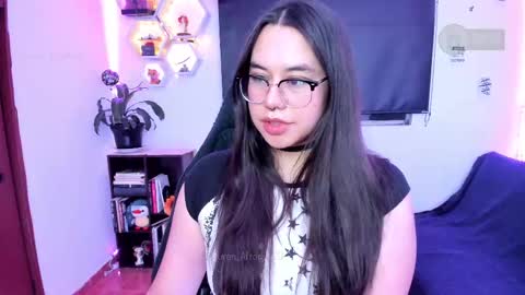  Im Lauren  independent model   online show from 02.13.25