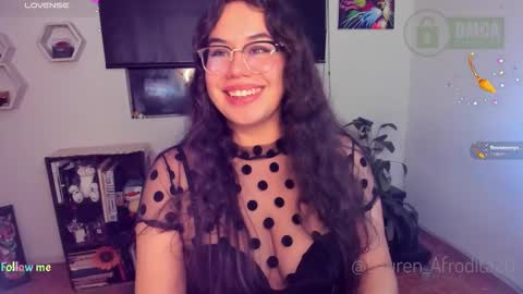  Im Lauren  independent model   online show from 11.16.25