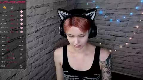 Snapshot of lauren_raquel chatting on 05.30.26 Eva online show from 05.30.26