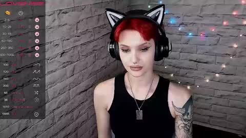 Snapshot of lauren_raquel chatting on 06.03.26 Eva online show from 06.03.26