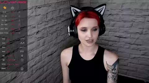 Snapshot of lauren_raquel chatting on 06.05.26 Eva online show from 06.05.26