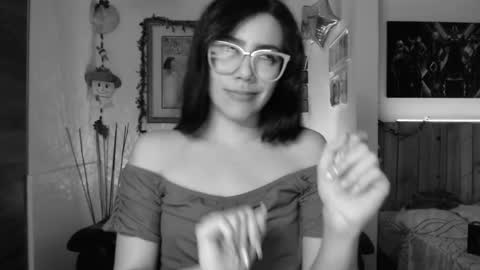 Snapshot of lauren_sweet7 chatting on 12.12.24 Lauren online show from 12.12.24