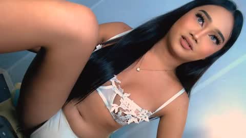 chloe3 online show from 11.11.25