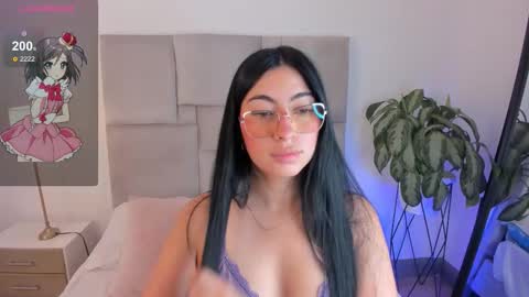 laurenn_smitth online show from 09.18.25