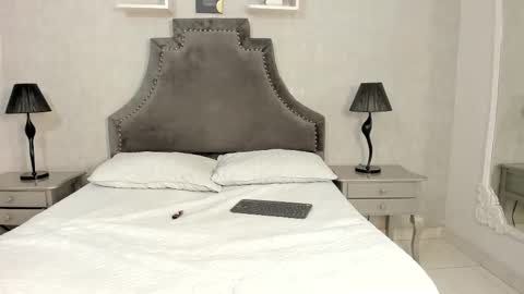 Lauren  online show from 09.30.25