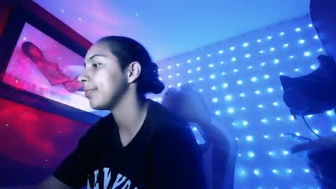 Laurent online show from 02.23.25