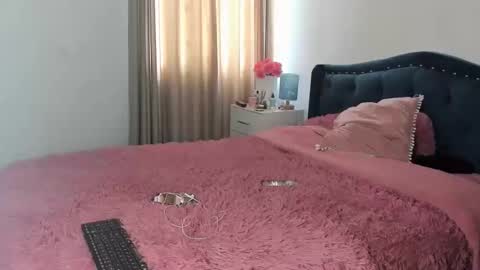 daniela angel     online show from 09.11.25