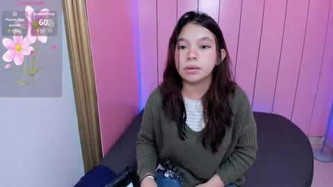 Snapshot of laurent_scott_ chatting on 10.18.25 laurent_scott_ online show from 10.18.25