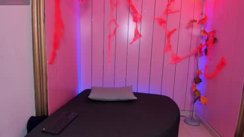 Snapshot of laurent_scott_ chatting on 10.30.25 laurent_scott_ online show from 10.30.25