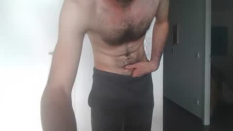 Snapshot of laurenthod chatting on 02.08.25 laurenthod online show from 02.08.25