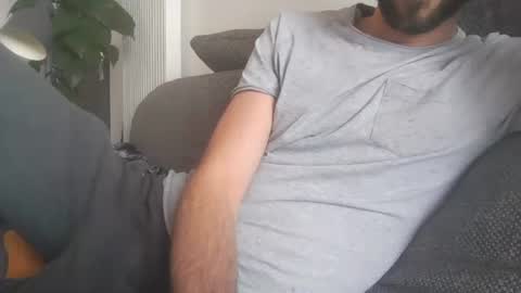 Snapshot of laurenthod chatting on 02.18.25 laurenthod online show from 02.18.25