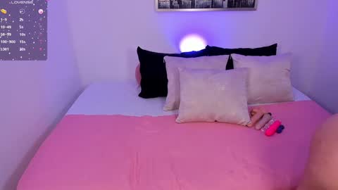 Lauren  online show from 01.29.25