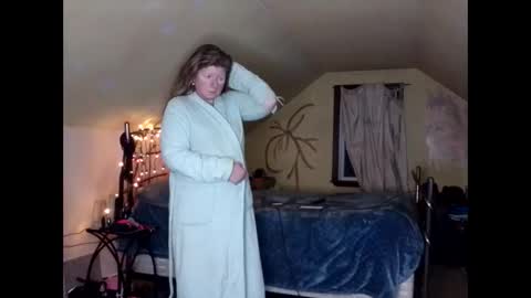 Lauren online show from 01.08.25