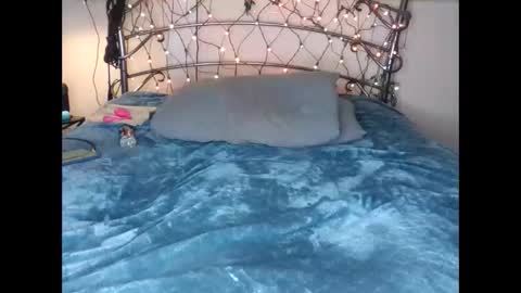 Lauren online show from 11.04.25