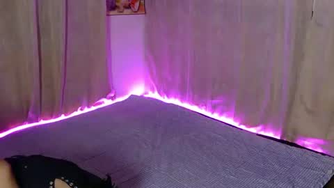 Dallas Hooter Edmonson online show from 03.08.26