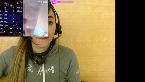 lauriss_ online show from 01.08.25