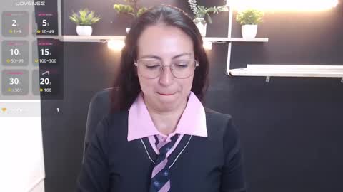 Laury  online show from 04.16.26