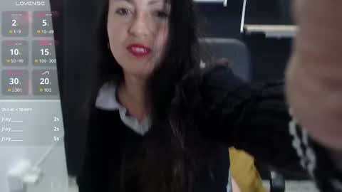 Laury  online show from 07.11.26