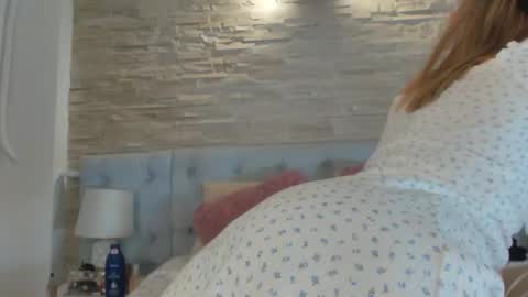 Lauryn online show from 02.26.25