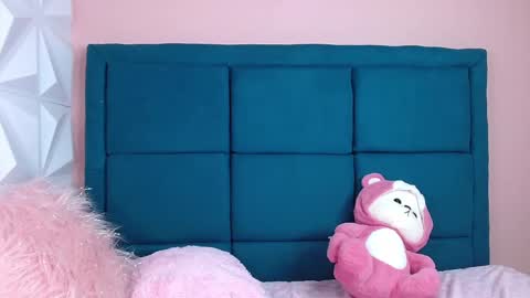  LaurynJeffers  online show from 03.07.25