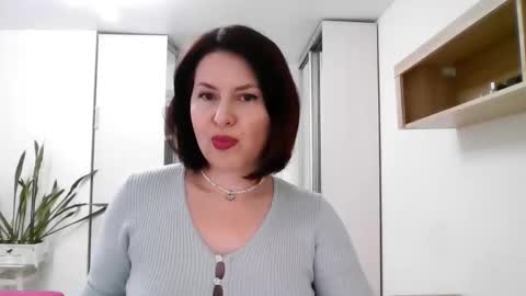 Diana  online show from 11.12.25