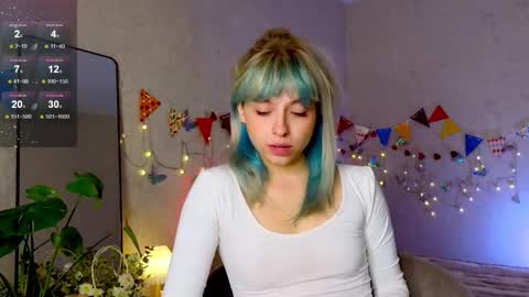 Snapshot of lavenly chatting on 09.28.25 Melissa online show from 09.28.25