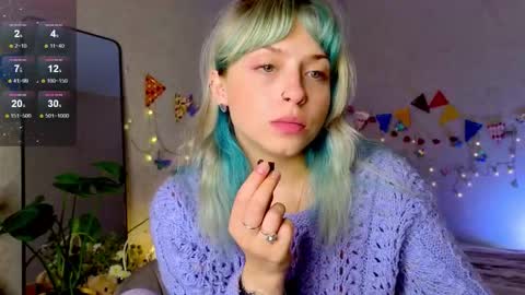 Snapshot of lavenly chatting on 09.29.25 Melissa online show from 09.29.25