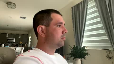 Snapshot of law_cambio chatting on 12.09.24 law_cambio online show from 12.09.24