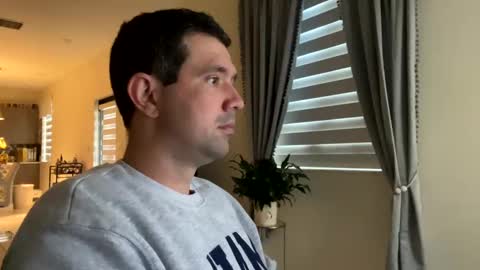 Snapshot of law_cambio chatting on 02.19.25 law_cambio online show from 02.19.25